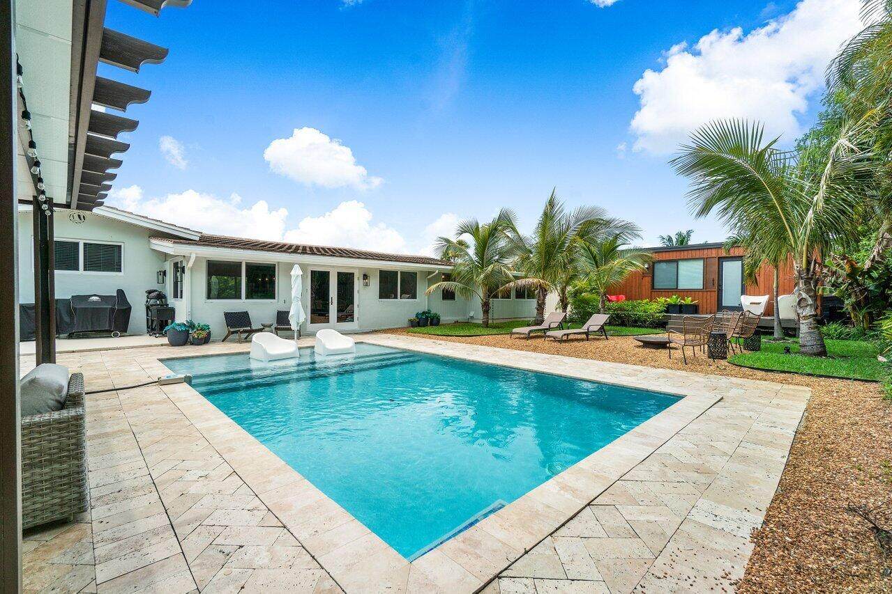3206 Canal Drive - Photo 1