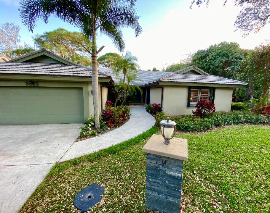5905 Stonewood Court - Photo 1