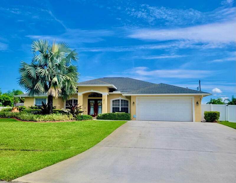 3411 Catskill Drive - Photo 1