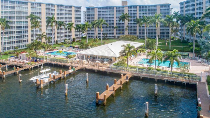 3300 Ocean Boulevard - Photo 1