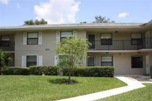 2201 Sabal Ridge Court - Photo 1