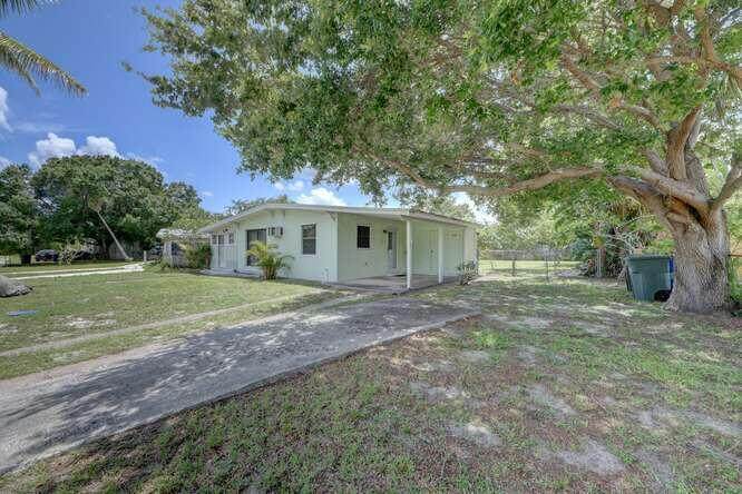 2107 3rd S Street - Photo 1