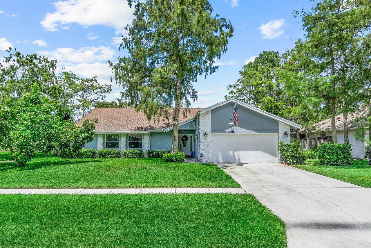 1098 Primrose Lane - Photo 1