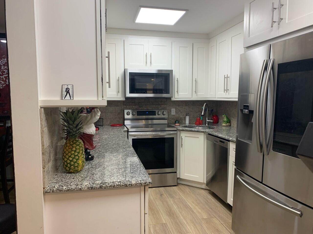 1103 Green Pine Boulevard - Photo 1