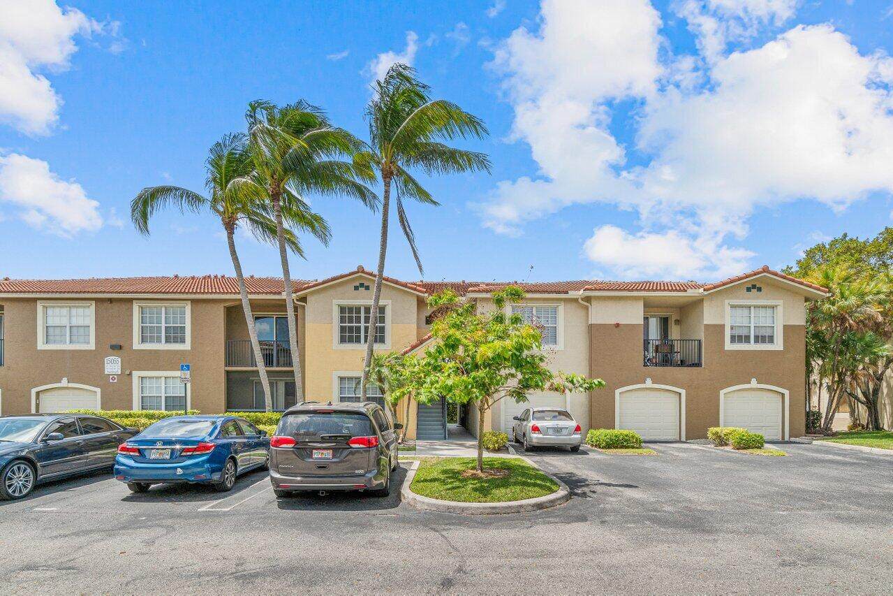 15055 Michelangelo Boulevard - Photo 1