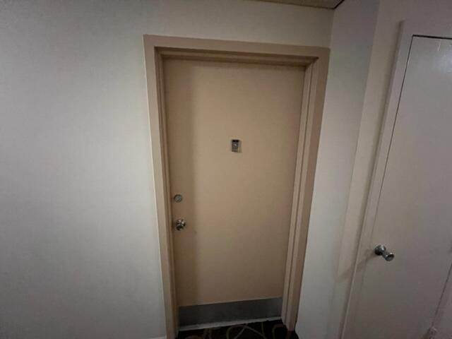 500 Executive Center Drive - Photo 1