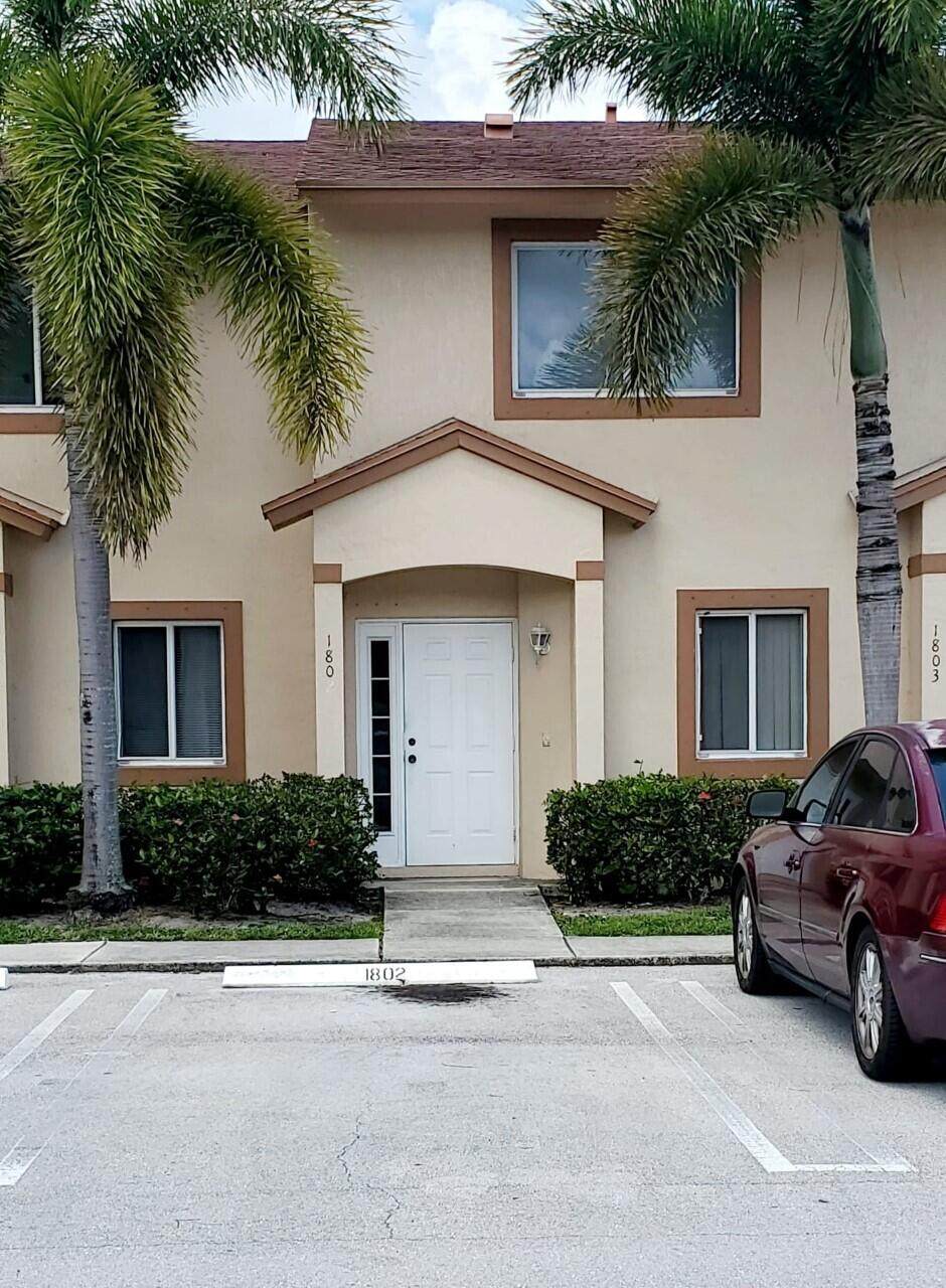 1802 Lakeview Drive - Photo 1