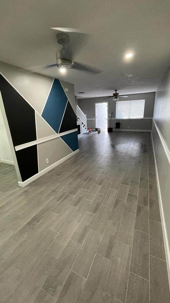 404 Shoreview Drive - Photo 1