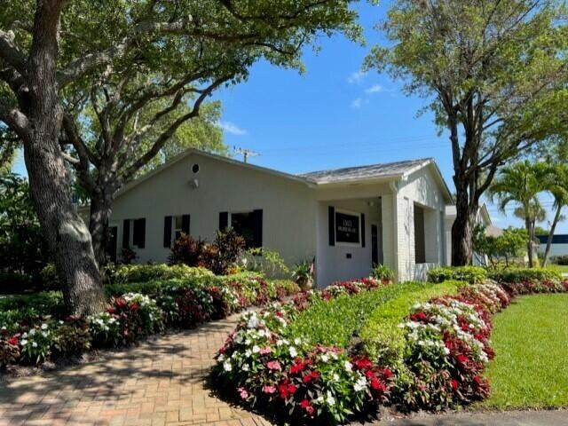 904 5th Avenue - Photo 1
