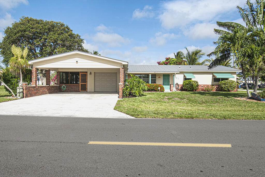 601 Fernandina Street - Photo 1