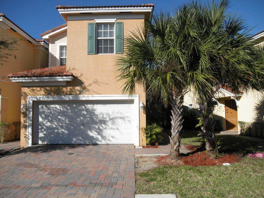 1023 Pipers Cay Drive - Photo 1