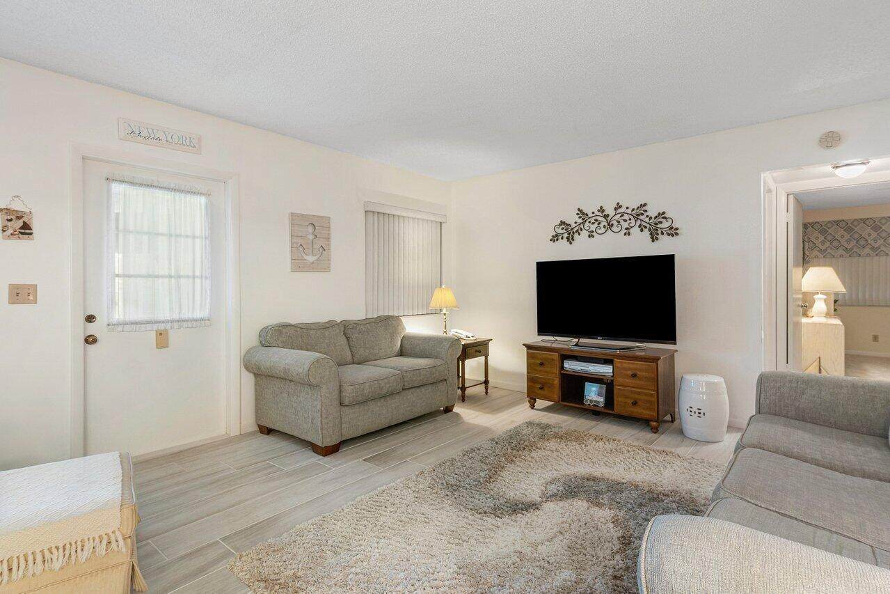 106 Lake Pine Circle - Photo 1