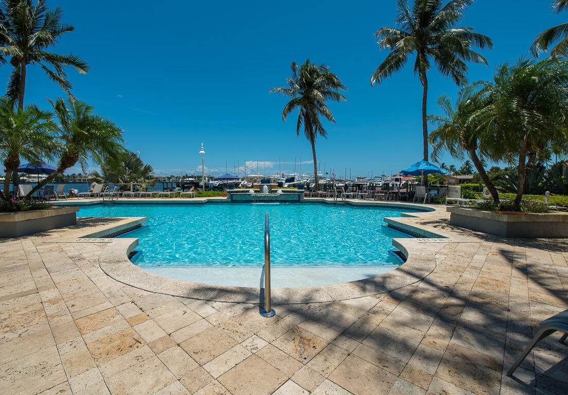 145 Yacht Club Way - Photo 1