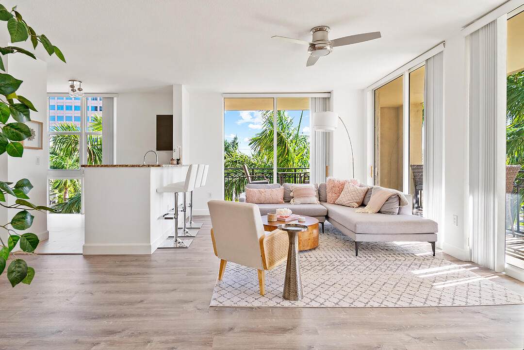 550 Okeechobee Blvd - Photo 1