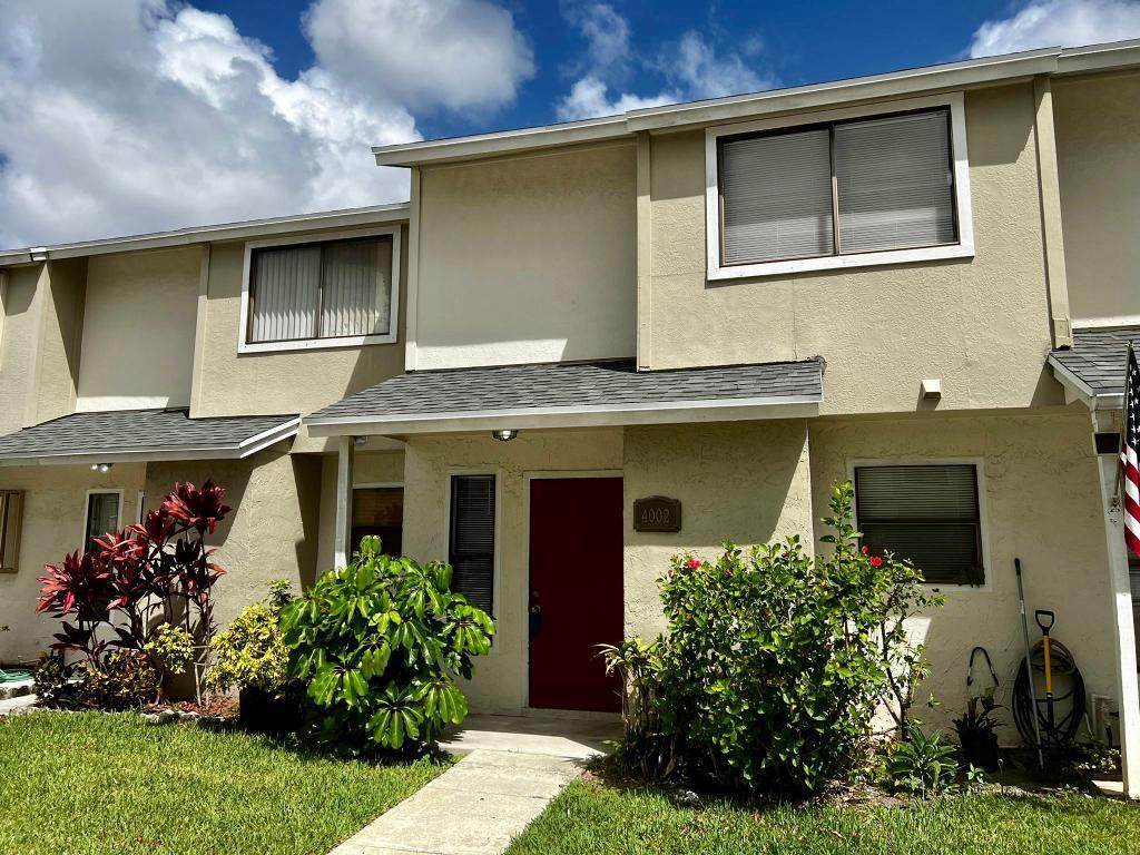 4002 Inlet Circle - Photo 1