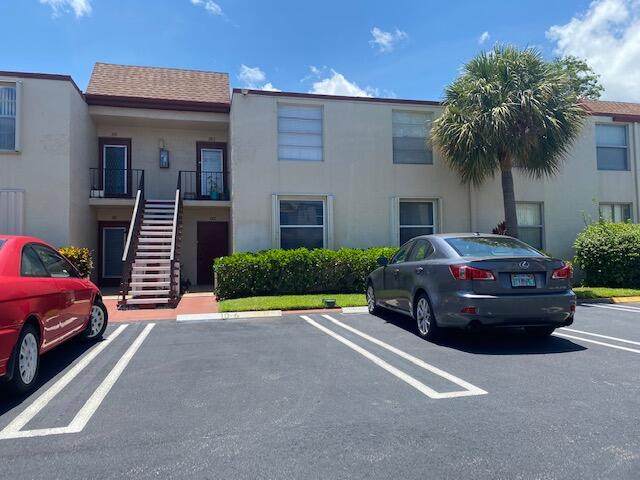 10 Willowbrook Lane - Photo 1