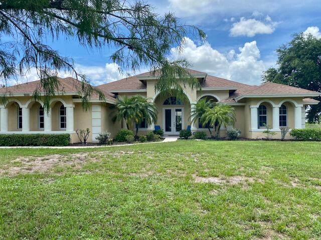 2323 Prarieview Drive - Photo 1