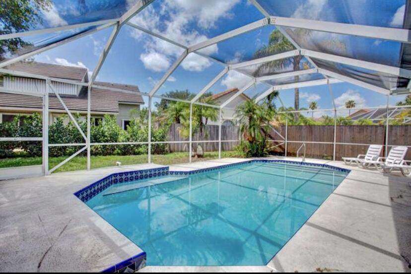 2002 Lake Breeze Court - Photo 1