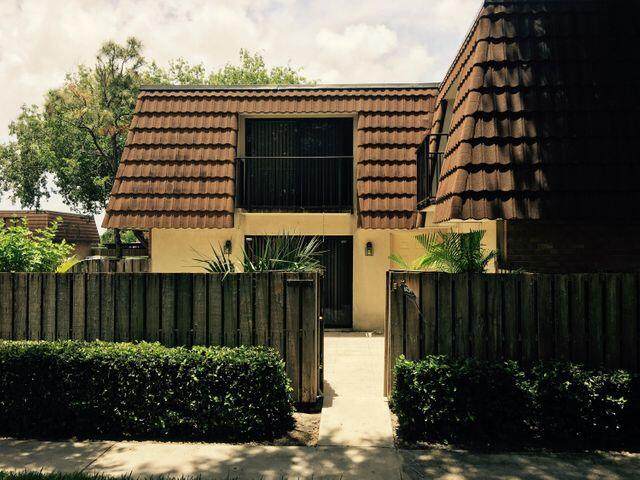 7107 71st Way - Photo 1