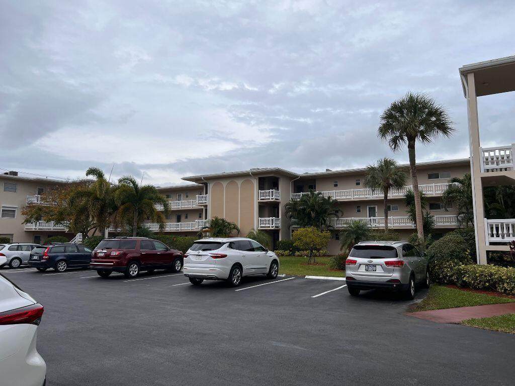 2811 Garden Drive - Photo 1