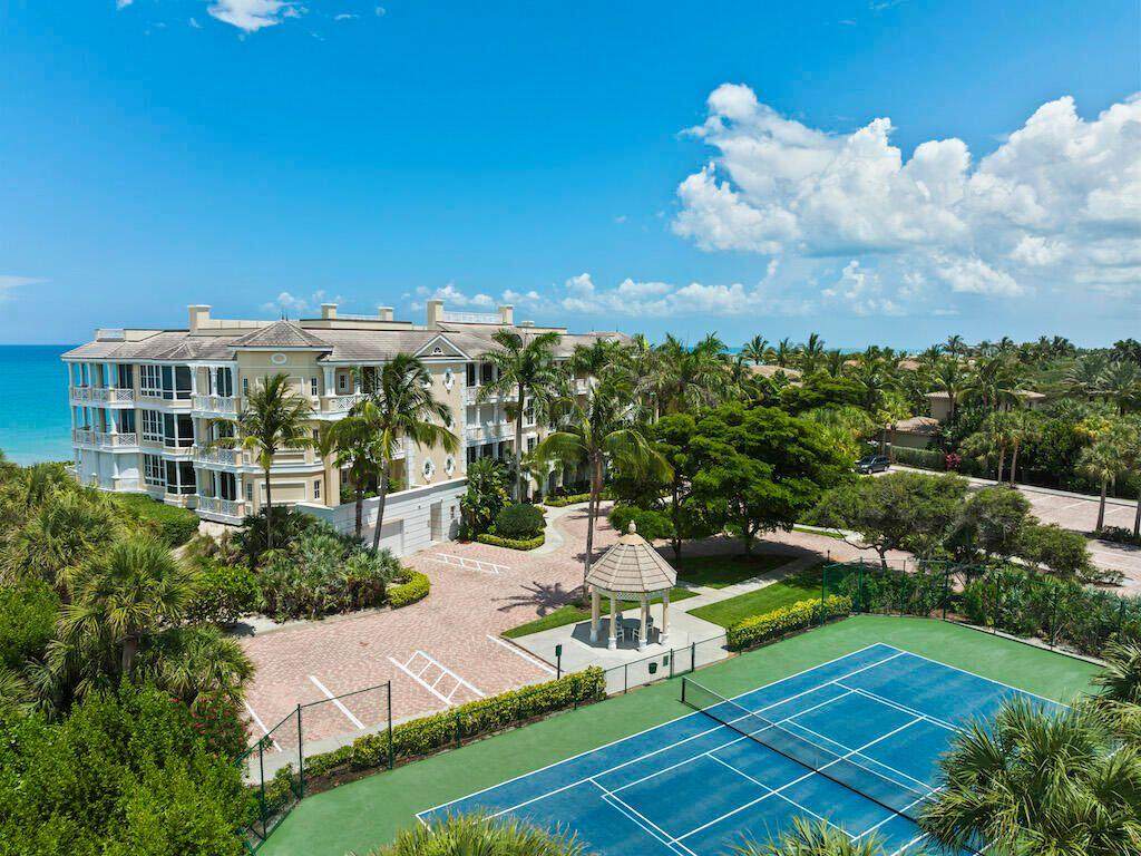 200 Sea Colony Drive - Photo 1