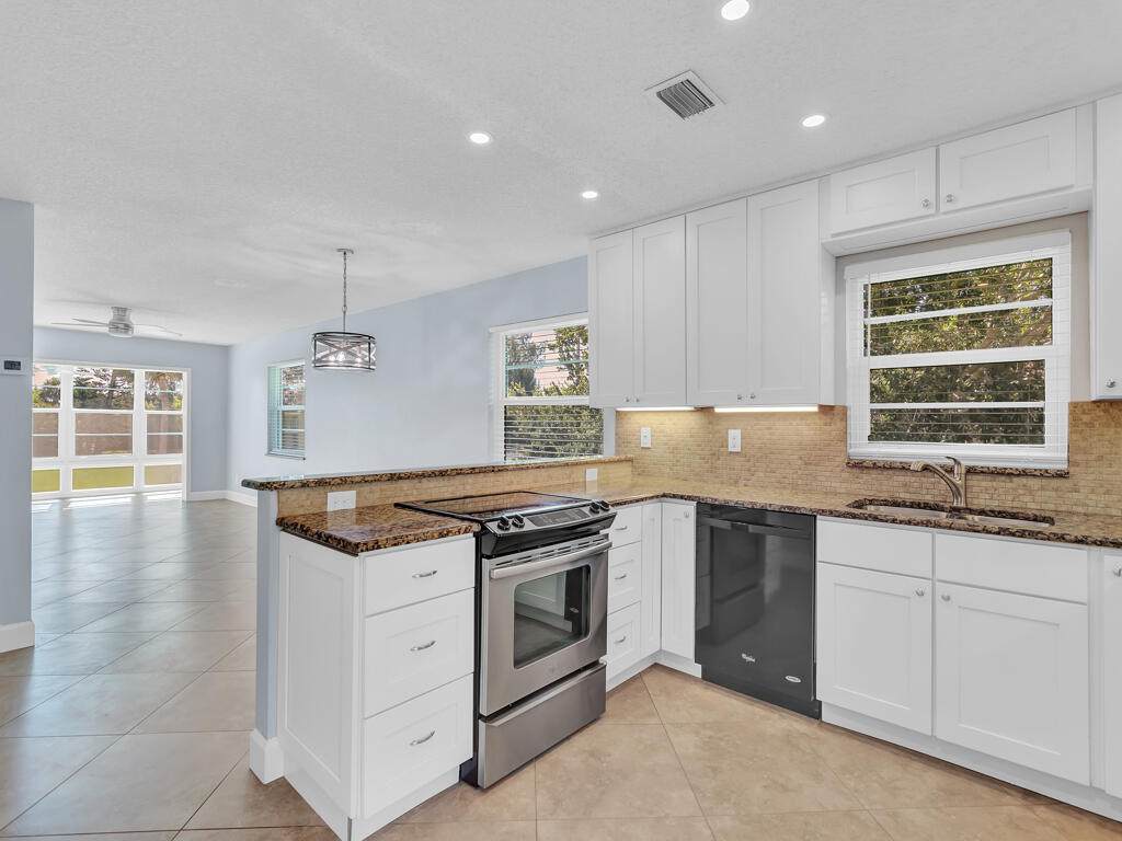 49 Woodland Drive - Photo 1