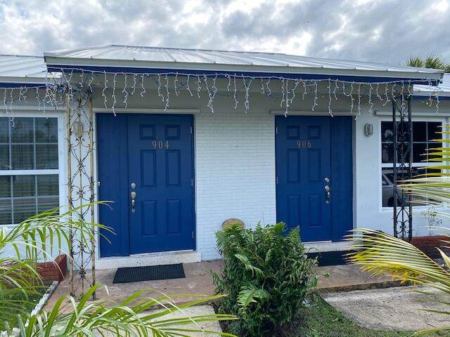 906 Seneca Street - Photo 1