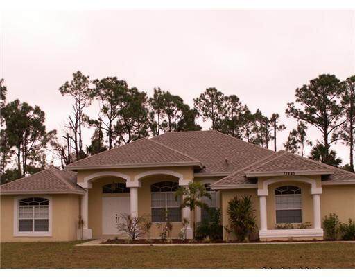 13445 44th Place - Photo 1