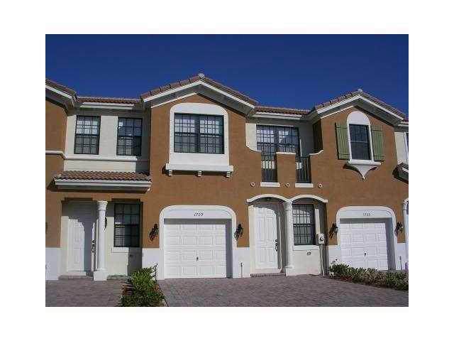 1709 Umbria Street - Photo 1