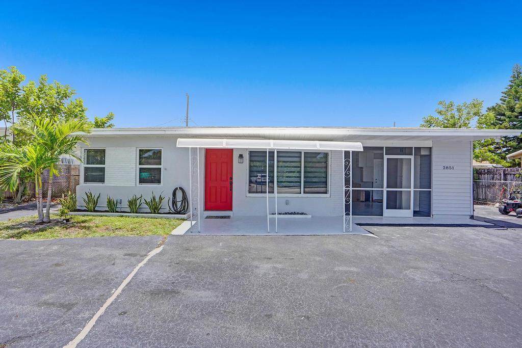 2851 8th Terrace - Photo 1