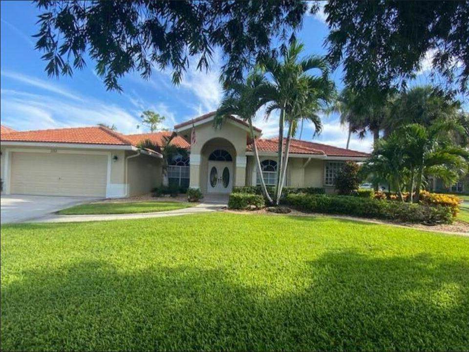 232 Monterey Way - Photo 1