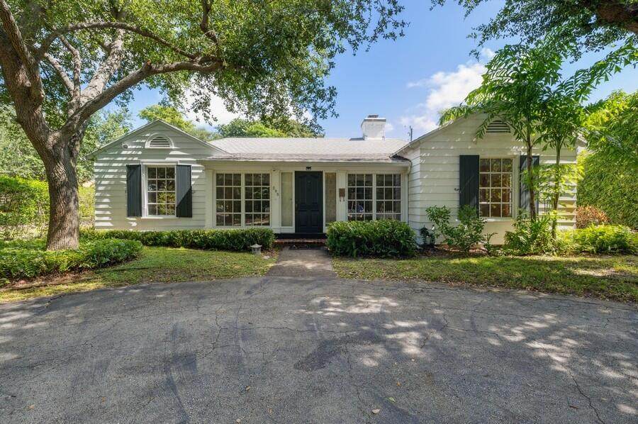 295 Flamingo Drive - Photo 1