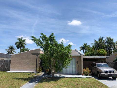 9783 Sandalfoot Boulevard - Photo 1