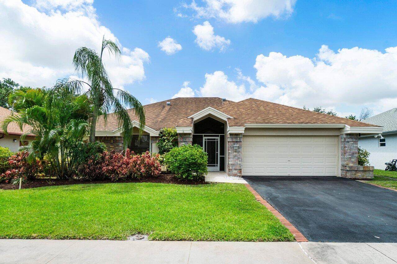 18268 181st Circle - Photo 1