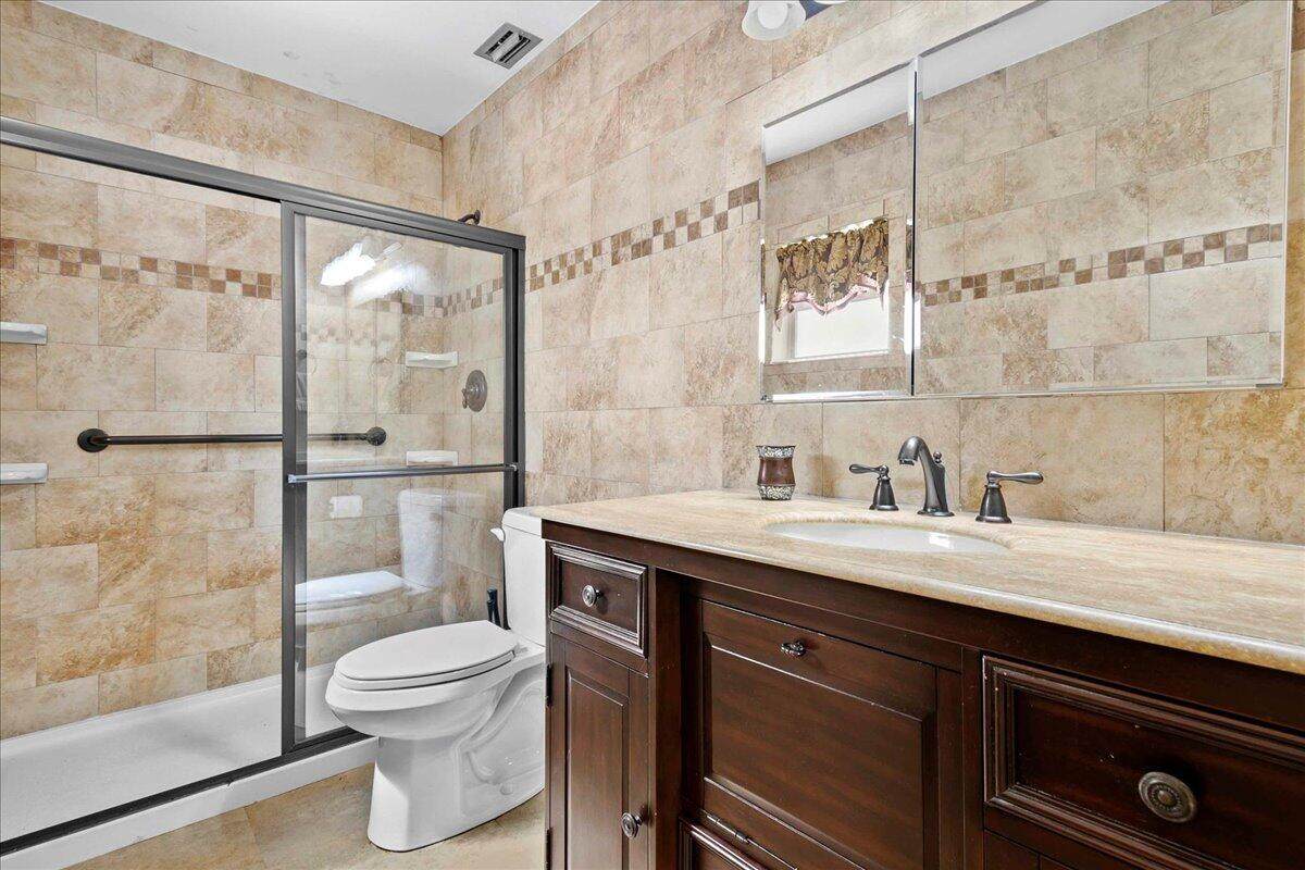 121 Lake Susan Drive - Photo 1