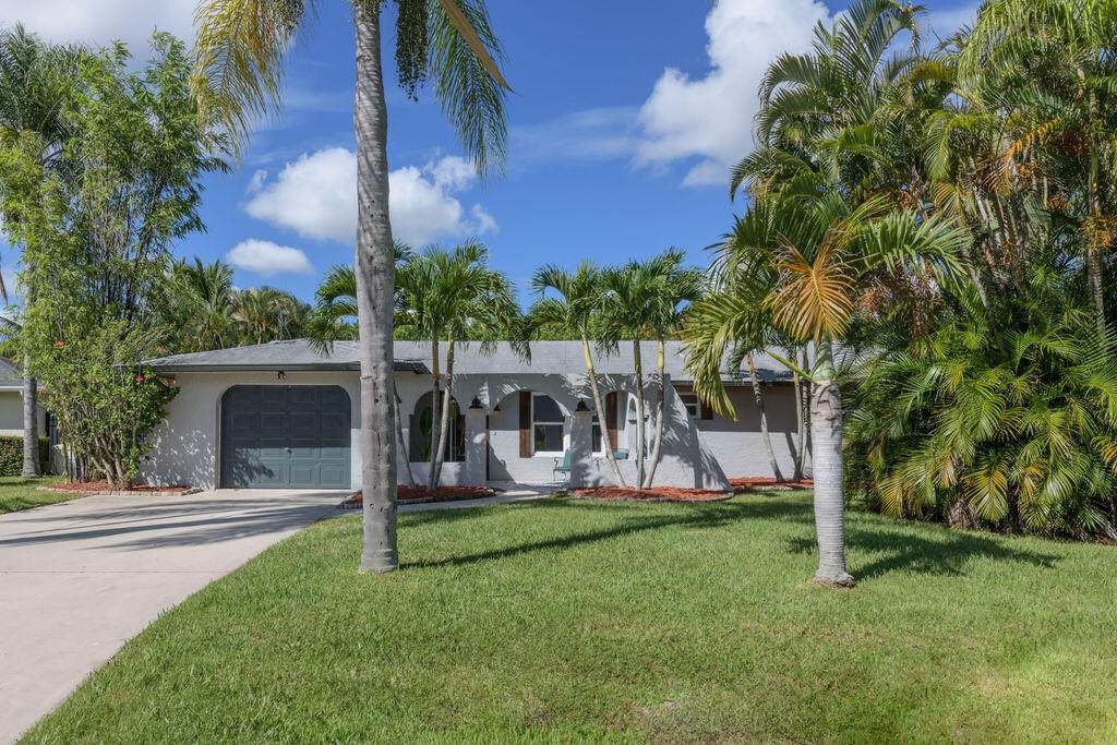 436 Seabreeze Lane - Photo 1