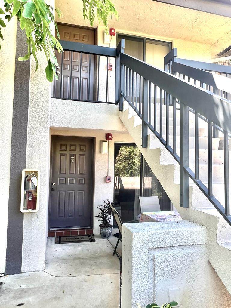 5201 Club Circle - Photo 1