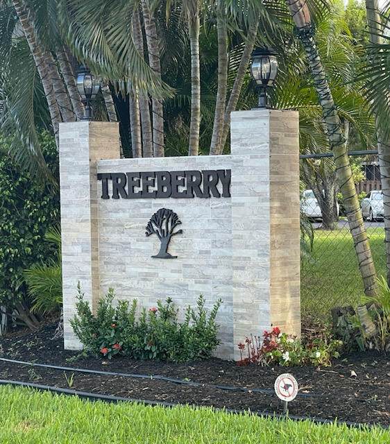 4181 Turnberry Circle - Photo 1