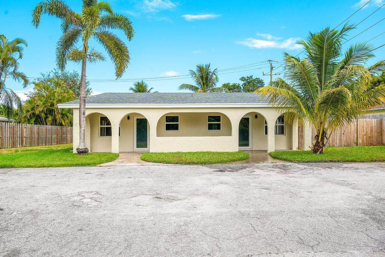 3133 Albatross Road - Photo 1