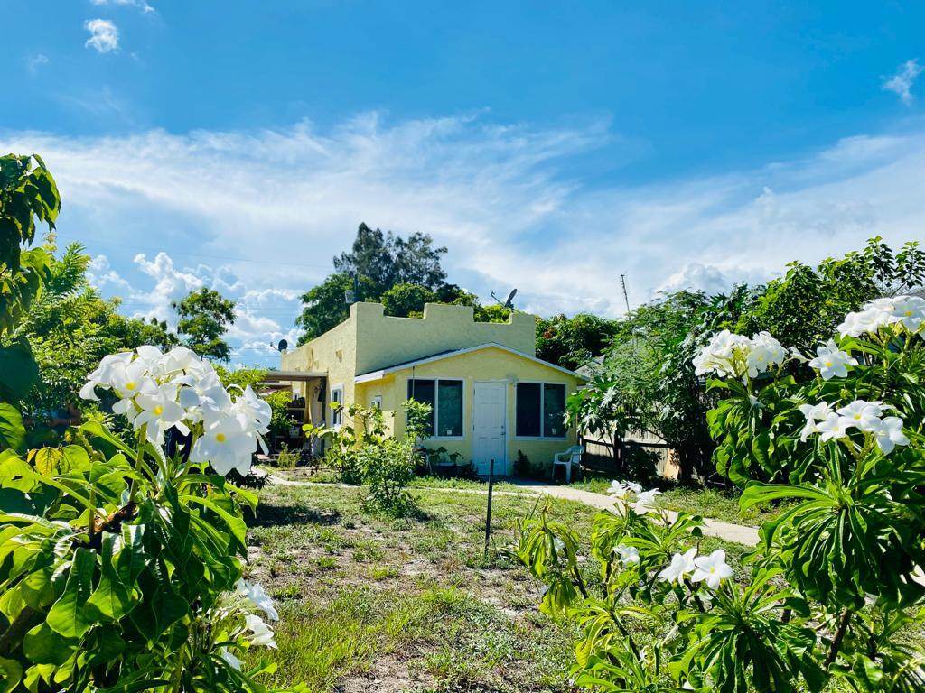 315 D Street - Photo 1