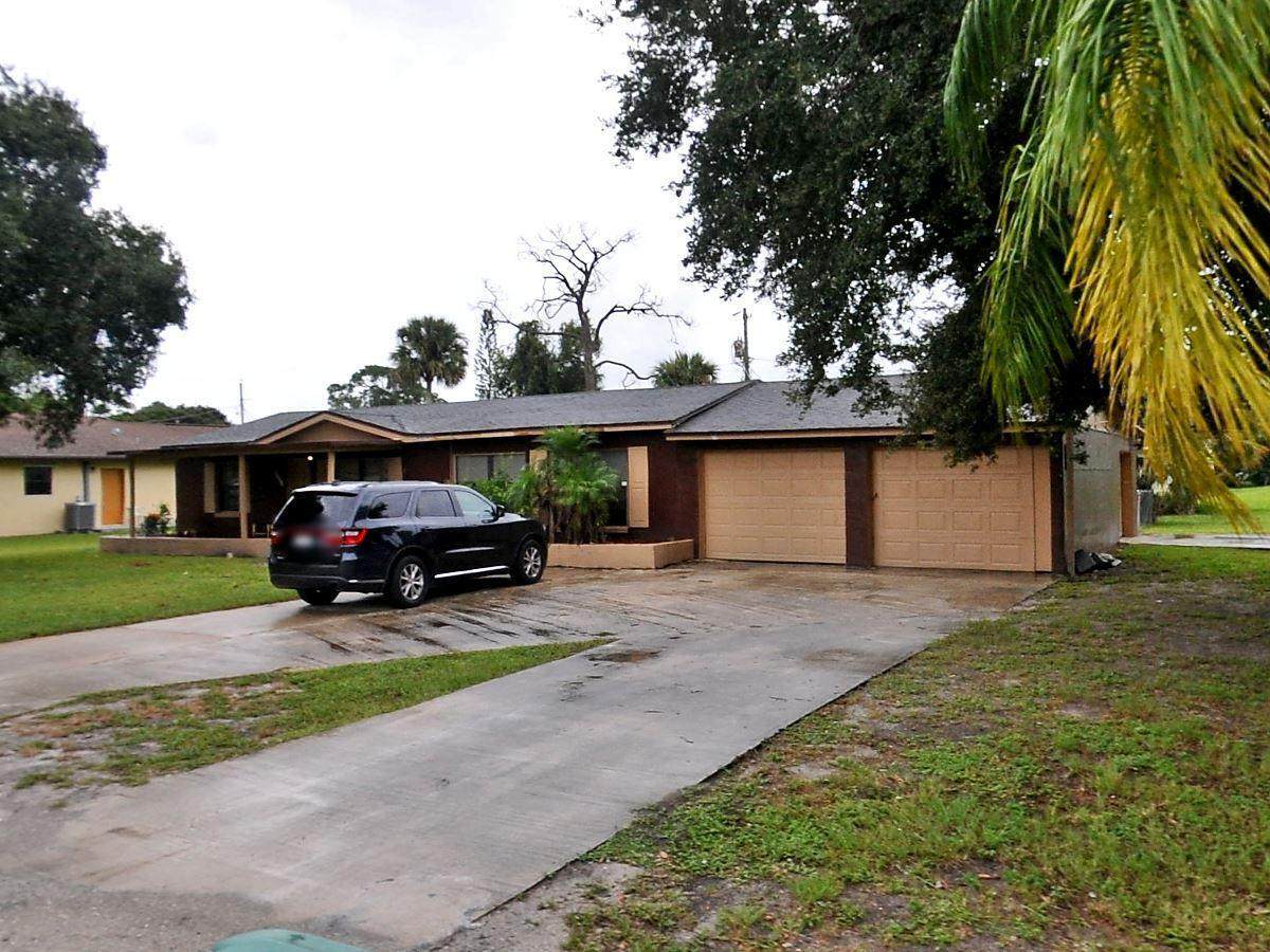 4007 Avenue - Photo 1