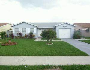 9034 7th Street - Photo 1