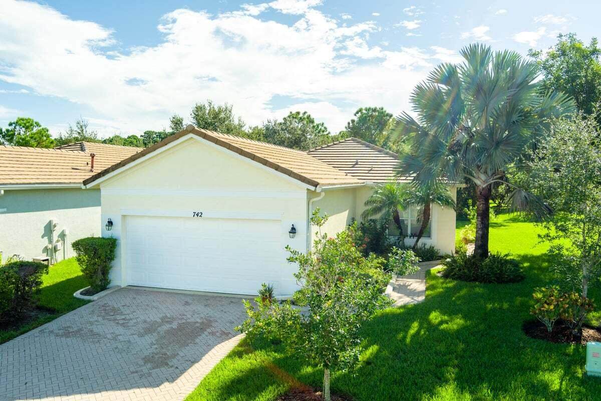 742 Rocky Bayou Terrace - Photo 1