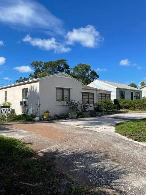 814 Franklin Road - Photo 1