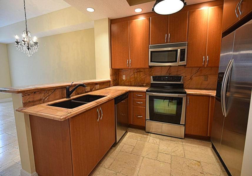 701 Olive Avenue - Photo 1