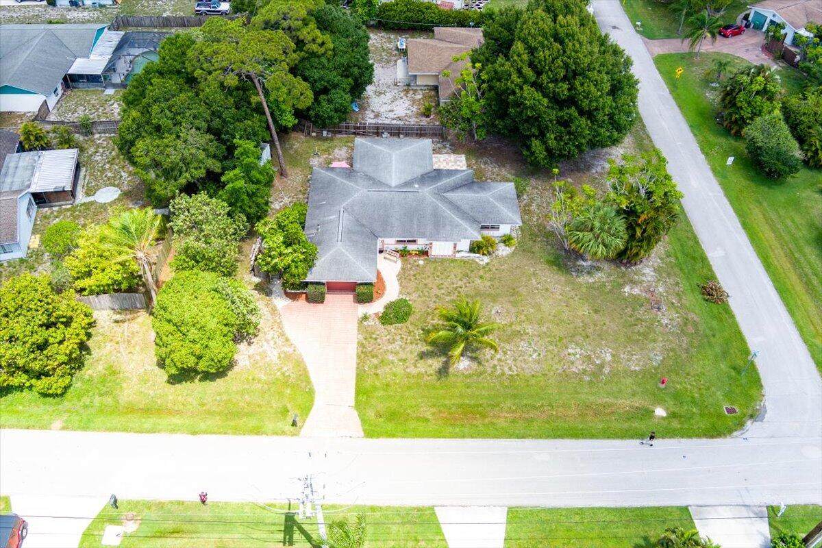 335 Naranja Avenue - Photo 1
