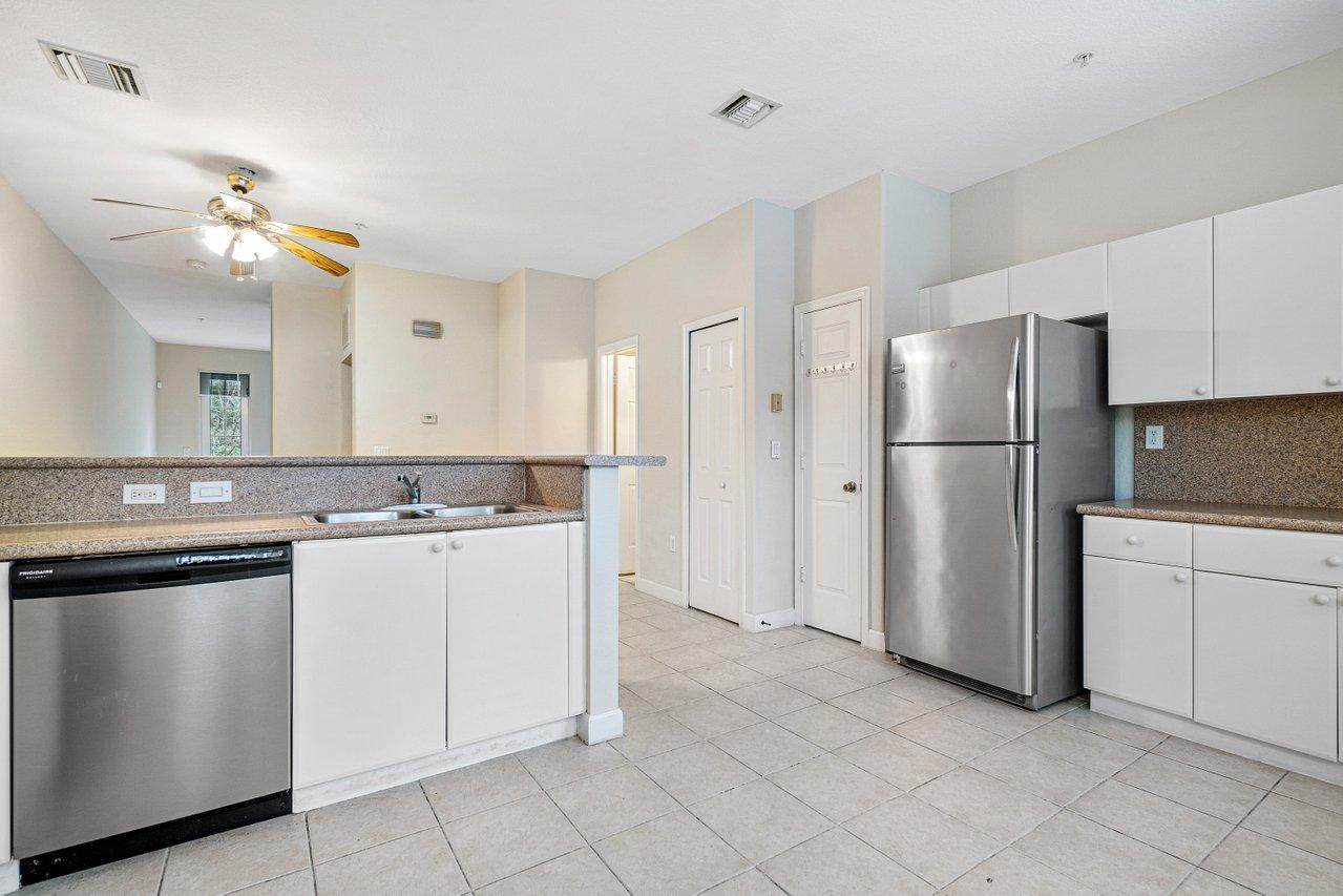 2507 Shoma Drive - Photo 1