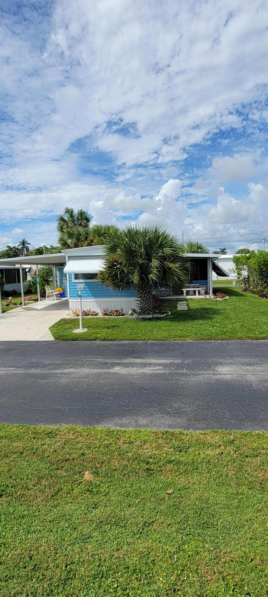 56013 Amparo Bay - Photo 1