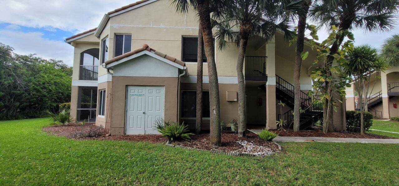 815 Boynton Beach Boulevard - Photo 1