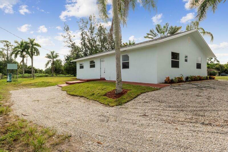 14803 April Drive - Photo 1